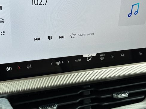 New 2026 Ford Explorer Active AWD/4WD image 21