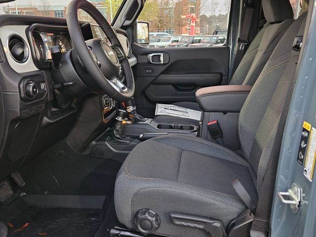 New 2026 Jeep Wrangler Unlimited Sahara AWD/4WD image 7