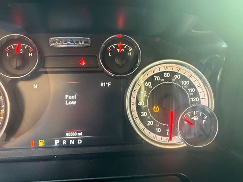 Used 2019 RAM 1500 Lone Star RWD image 12