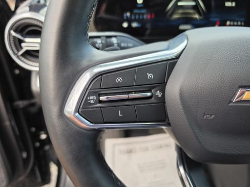 Used 2025 Chevrolet Equinox LT w/ Convenience Package II FWD image 34
