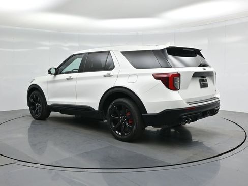 Certified 2022 Ford Explorer ST w/ Equipment Group 401A image 7