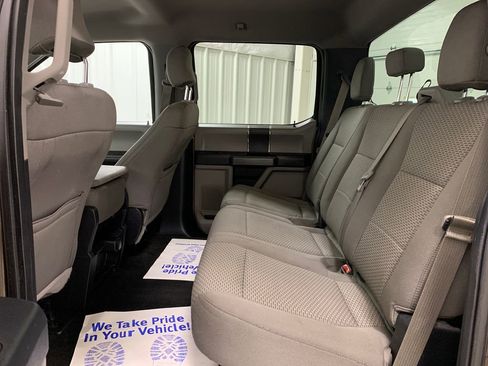 Used 2015 Ford F150 XLT AWD/4WD image 17