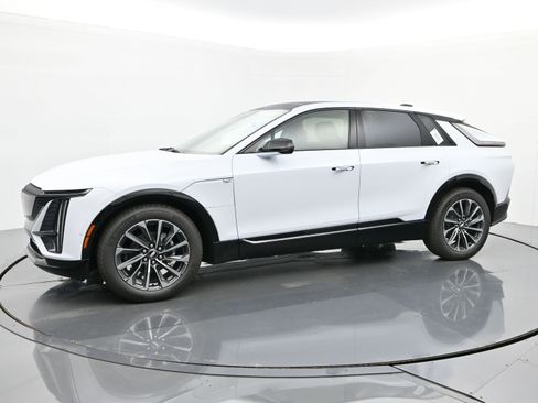 New 2026 Cadillac Lyriq Premium Sport image 2