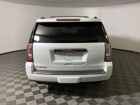Used 2017 GMC Yukon Denali w/ Open Road Package AWD/4WD image 8