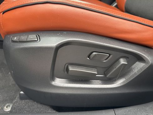 Used 2024 MAZDA CX-5 Carbon Edition image 11