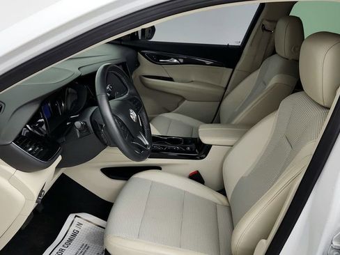 Used 2023 Buick Envision Preferred image 19