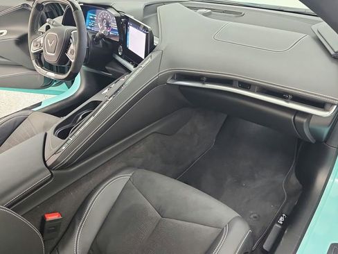 Used 2024 Chevrolet Corvette Z06 image 22