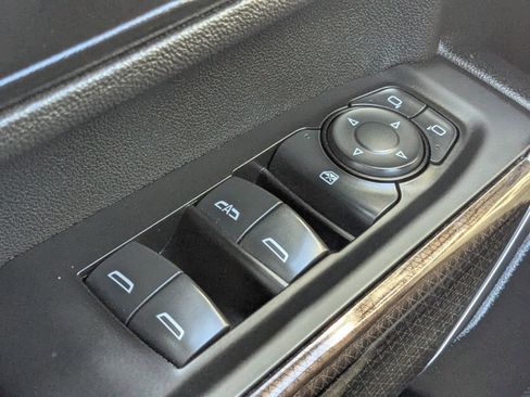 Used 2021 Chevrolet Silverado 2500 LT image 22