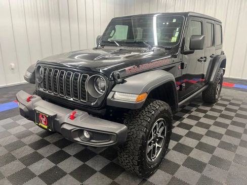 Used 2026 Jeep Wrangler Unlimited Rubicon AWD/4WD image 9