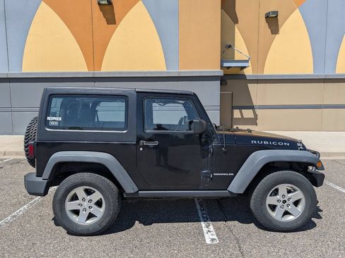 Used 2012 Jeep Wrangler Rubicon w/ PWR Convenience Group AWD/4WD image 10