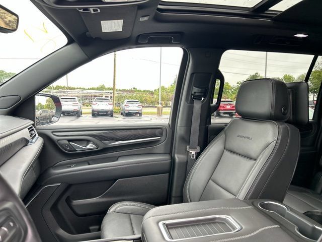 Certified 2023 GMC Yukon XL Denali w/ Advanced Technology Package AWD/4WD image 40