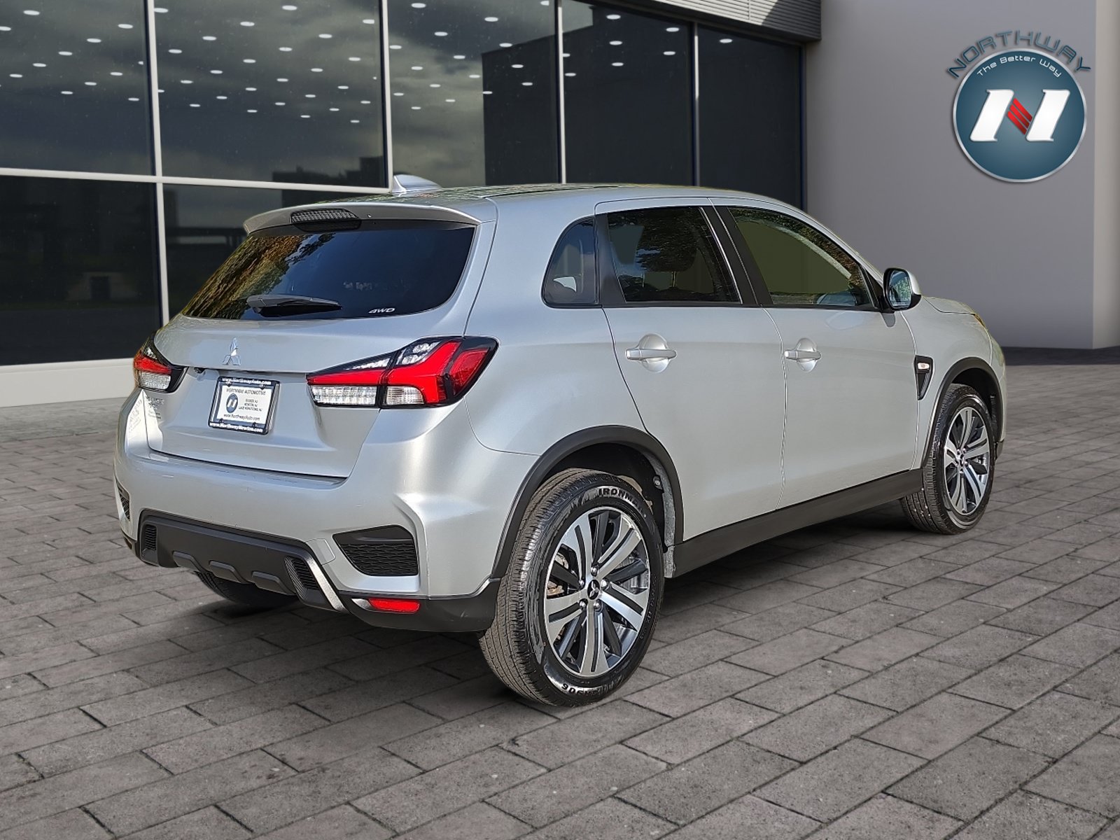 Used 2023 Mitsubishi Outlander Sport ES AWD/4WD image 5