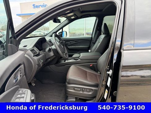 Certified 2026 Honda Ridgeline Black Edition image 25