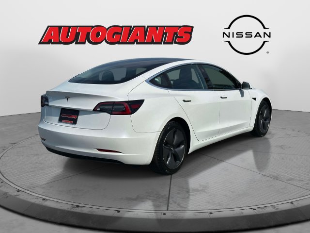 Used 2018 Tesla Model 3 Long Range RWD image 2