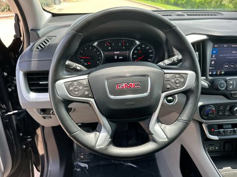 Used 2023 GMC Terrain SLT AWD/4WD image 14