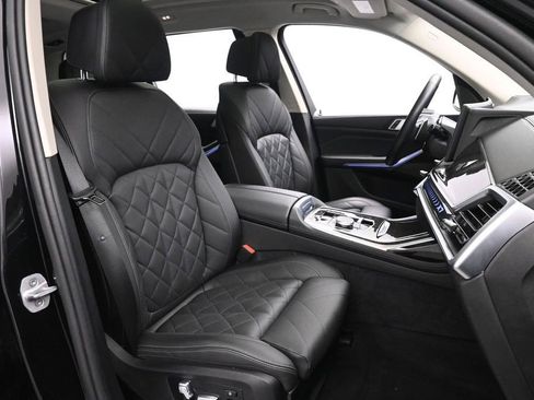 Used 2024 BMW X7 xDrive40i w/ Premium Package AWD/4WD image 30