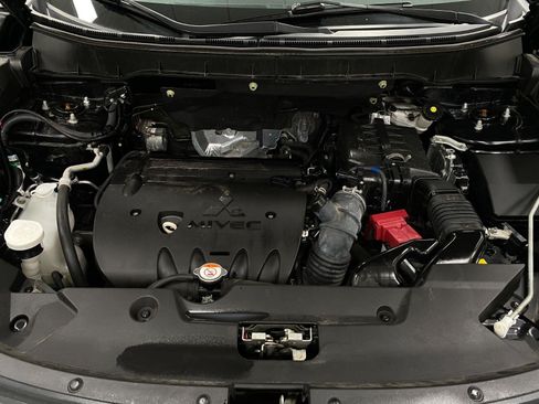 Used 2022 Mitsubishi Outlander Sport ES AWD/4WD image 11