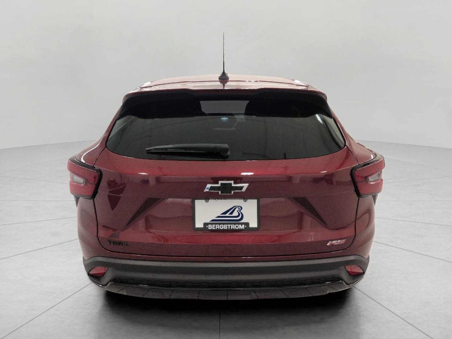 Used 2025 Chevrolet Trax RS w/ Driver Confidence Package FWD image 23
