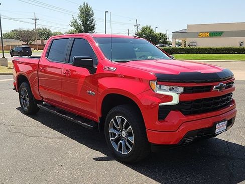 Used 2022 Chevrolet Silverado 1500 RST w/ Z71 Off-Road Package AWD/4WD image 6