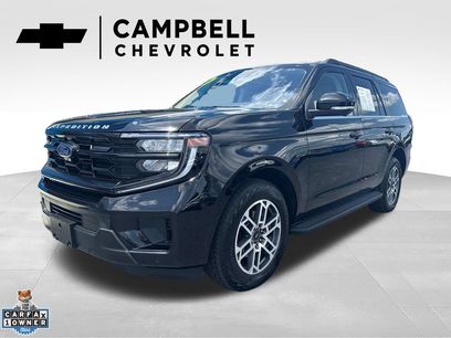 Used 2025 Ford Expedition Active