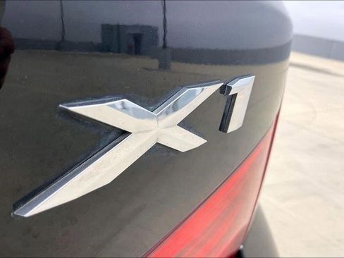 Used 2015 BMW X1 sDrive28i image 8