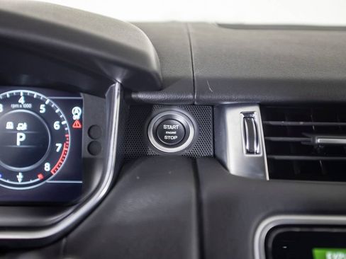 Used 2018 Land Rover Range Rover Sport HSE AWD/4WD image 35
