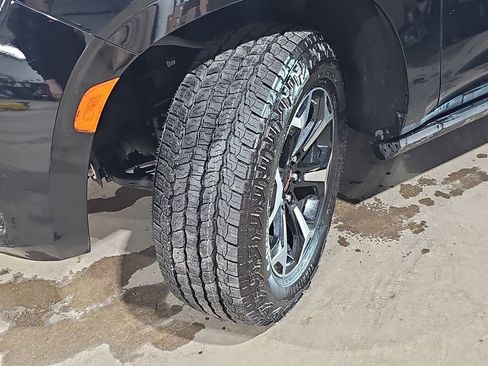 Certified 2024 GMC Yukon AT4 w/ AT4 Premium Package image 40