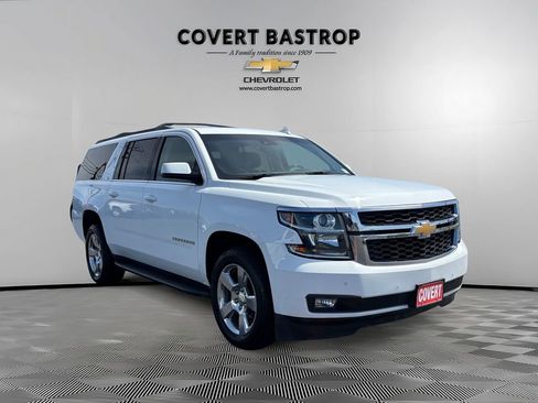 Used 2020 Chevrolet Suburban LT w/ Luxury Package image 5