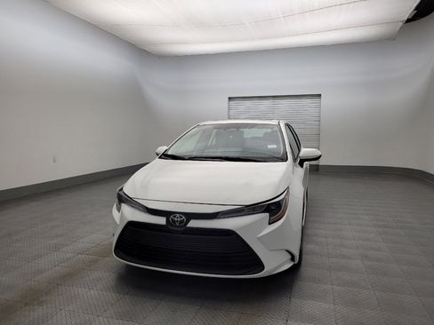 Used 2024 Toyota Corolla LE w/ LE Premium Package image 15