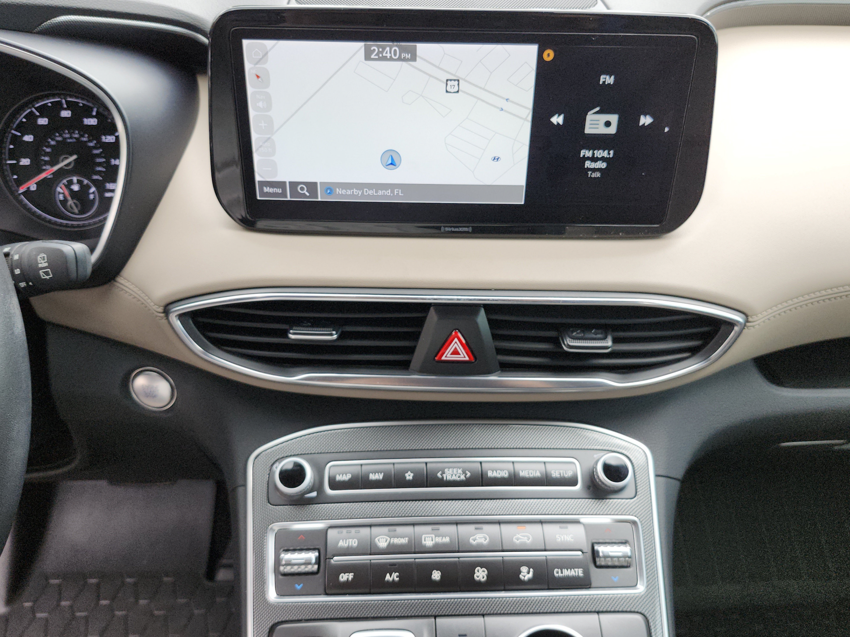 Certified 2023 Hyundai Santa Fe SEL FWD image 13