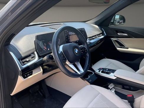 Used 2023 BMW X1 xDrive28i w/ Convenience Package AWD/4WD image 12