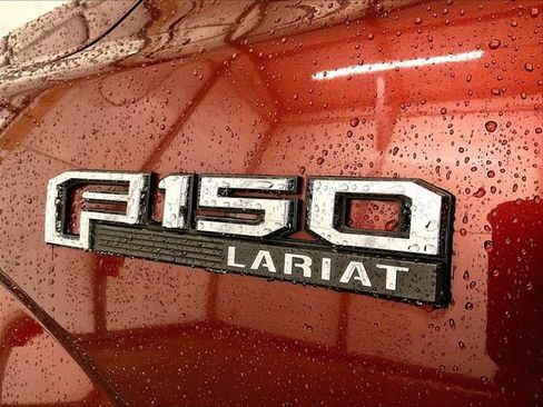 Used 2017 Ford F150 Lariat w/ Equipment Group 502A Luxury AWD/4WD image 14