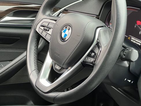 Used 2021 BMW 540i xDrive image 24