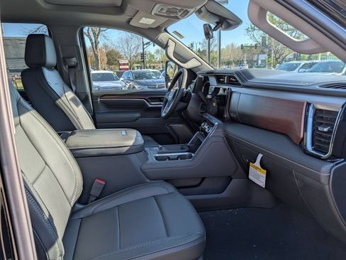 New 2026 GMC Sierra 3500 Denali w/ Denali Reserve Package AWD/4WD image 29