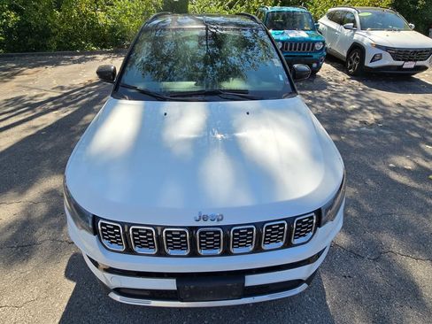 Used 2024 Jeep Compass Limited AWD/4WD image 13