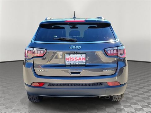 Used 2019 Jeep Compass Limited image 3