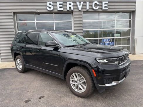 Used 2022 Jeep Grand Cherokee L Laredo w/ Luxury Tech Group I AWD/4WD image 4