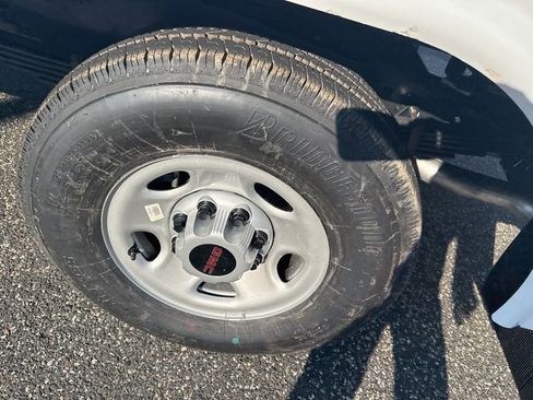 New 2025 GMC Savana 3500 w/ Power Convenience Package image 15