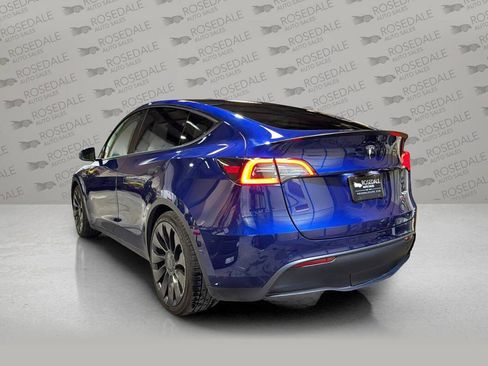 Used 2022 Tesla Model Y Performance image 5