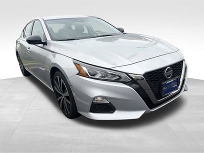 Used 2022 Nissan Altima 2.5 SR