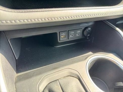 Used 2023 Toyota Highlander L FWD image 54