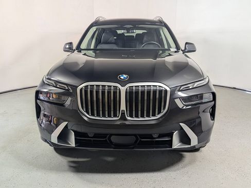 Used 2024 BMW X7 xDrive40i AWD/4WD image 2