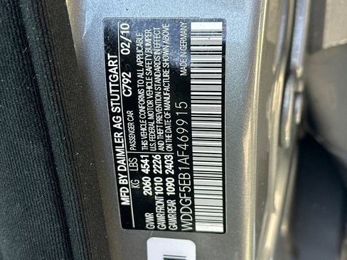 Used 2010 Mercedes-Benz C 300 Sport image 38