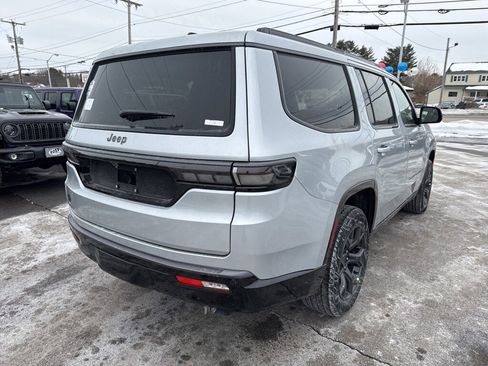 New 2026 Jeep Grand Wagoneer Limited image 5