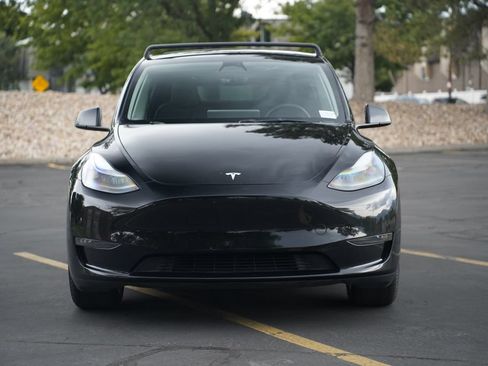 Used 2023 Tesla Model Y Long Range AWD/4WD image 8