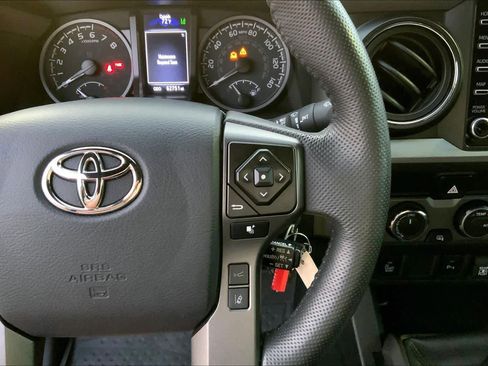 Used 2023 Toyota Tacoma TRD Off-Road w/ Advanced Technology Package AWD/4WD image 24