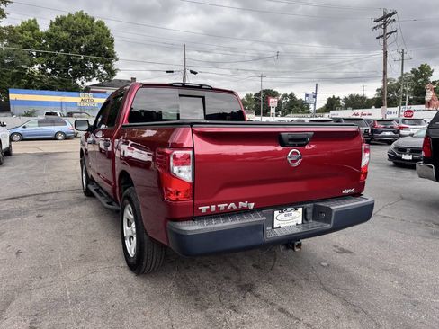 Used 2019 Nissan Titan S w/ S Utility Package image 6