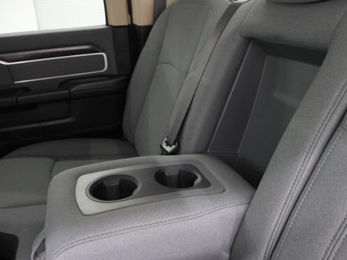 Used 2019 RAM 2500 Big Horn AWD/4WD image 37