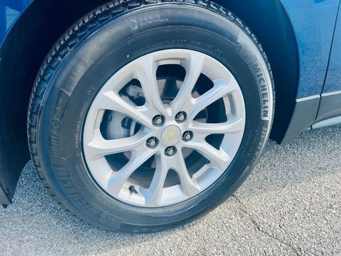 Used 2020 Chevrolet Equinox LT w/ Driver Convenience Package image 31