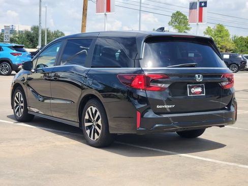 Used 2025 Honda Odyssey EX-L image 5